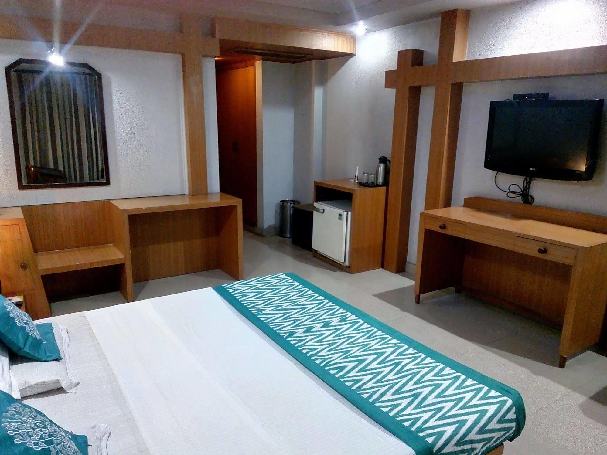 Hotel Snow Princess Manāli Extérieur photo