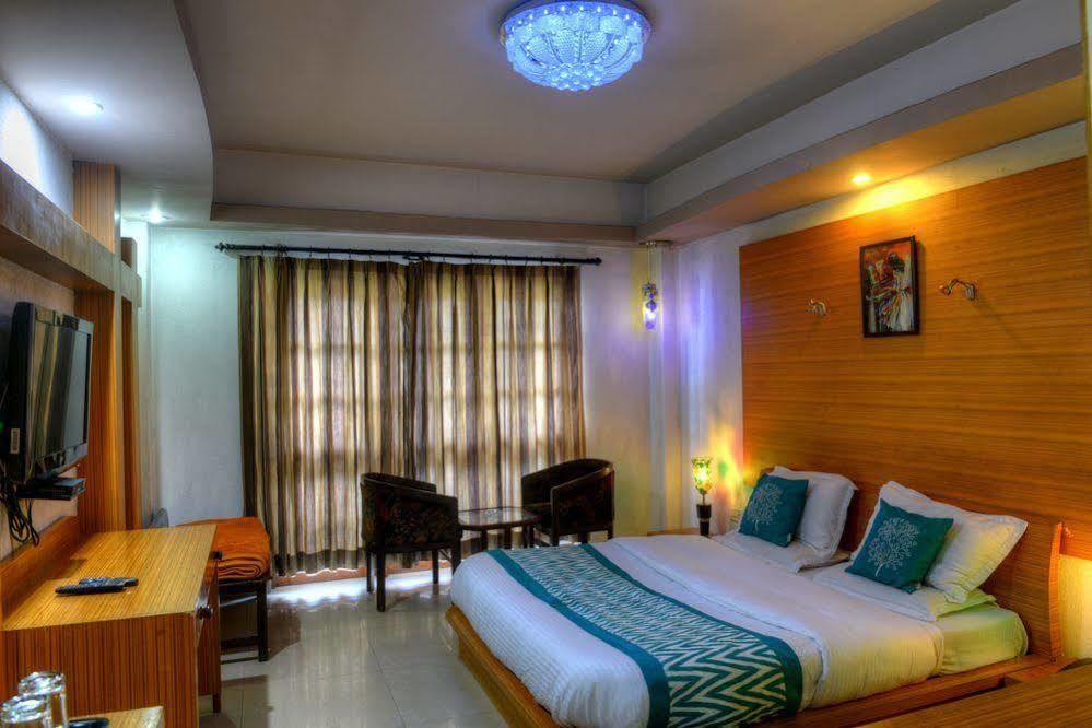 Hotel Snow Princess Manāli Extérieur photo